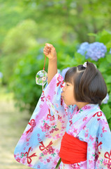 浴衣の女の子（紫陽花）