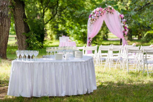 wedding ceremony place in the garden and banquet catering zone