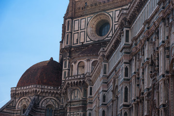 Fototapeta premium Details of the exterior of the Cattedrale di Santa Maria del Fiore ( 