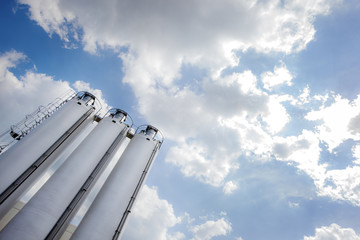 Grain silos in the Netherlands © Peter de Kievith