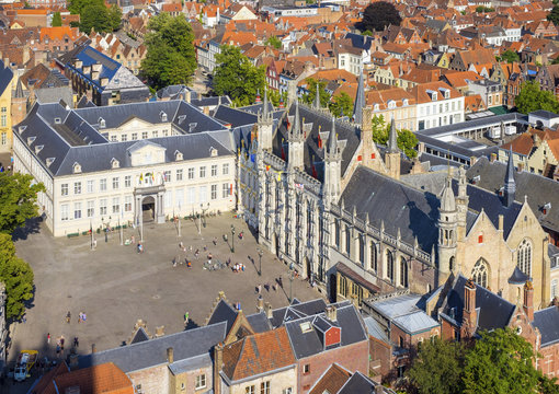 Belgium, West Flanders (Vlaanderen), Bruges (Brugge). High-angle view of Bruges, Burg square, from the Belfort belltower.