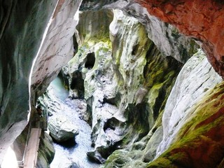 Gorges du pont du diable dans les préalpes en Haute-savoie