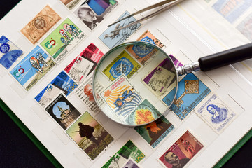Raccolta di francobolli postali vintage
