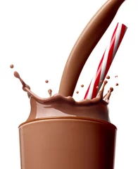 Photo sur Plexiglas Milk-shake chocolate milk drink splash glass straw
