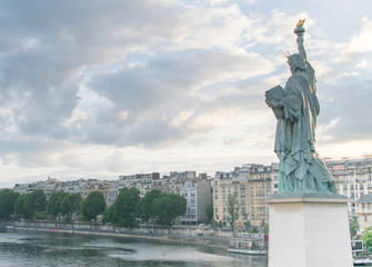 Fototapeta na wymiar Statue of Liberty in Paris, France