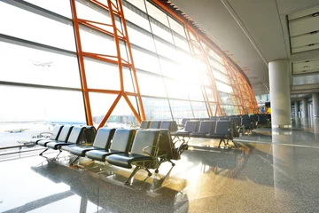 Papier Peint photo autocollant Aéroport Empty airport terminal waiting area