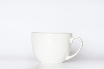 White porcelain tea cup, classical design clean dishes mock up	