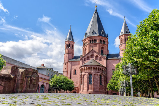 Dom Sankt Martin Mainz Bischofskirche Architektur