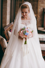 Naklejka premium Portrait of a beautiful bride on wedding day