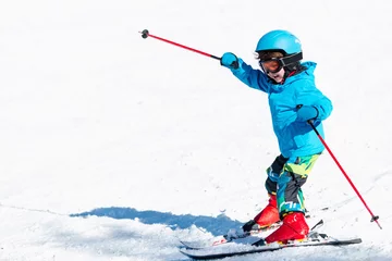 Crédence de cuisine en verre imprimé Sports dhiver Ski enfant