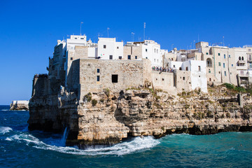 Fototapeta na wymiar Polignano a mare, Bare, Apuli, Italy