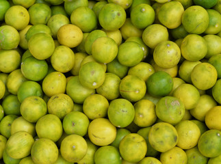 green and yellow lemons