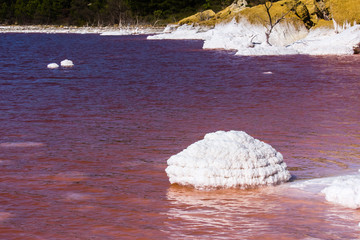 Salt lake of Lavalduc, in Provence