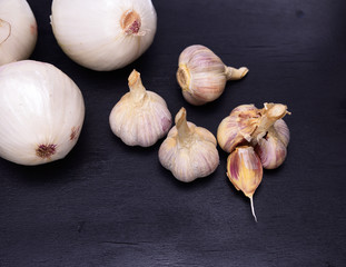 White onion and garlic