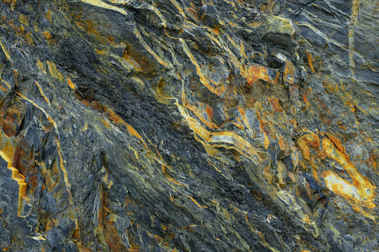 texture mati&egrave;re roche pierre falaise gr&egrave;s bretagne schiste strate couche oxyde de fer rouille oxyd&eacute;