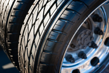 Dual tire wheel of a hot-rod car
