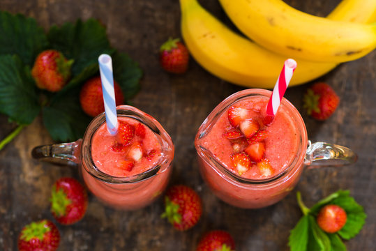 Fresh strawberry and banana smoothie