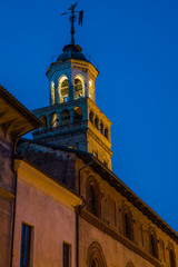 Fototapeta na wymiar Saluzzo, torre comunale, ora blu
