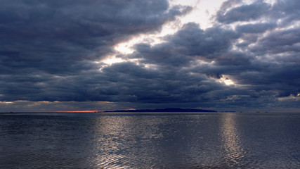 名蔵湾の夕焼け