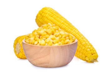boiled sweet corn seeds in wooden bowl with croncob isolated on white background