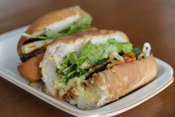  Vietnamese  bread banh mi