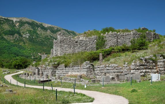 Das Antike Theater von Dodoni, Epirus, Griechenland.17135.jpg