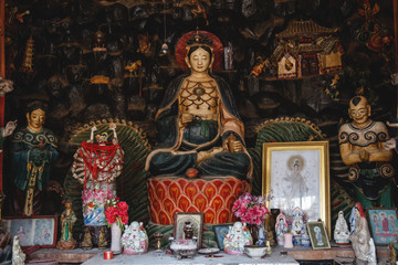 Fototapeta premium Beautiful multi detailed and colourful deity fellowship in a Chinese Buddhist temple