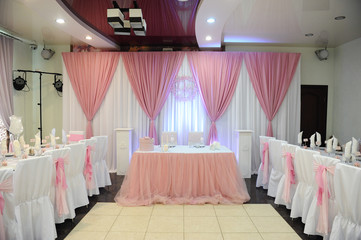 Wedding banquet table setting