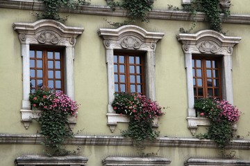 Fototapeta na wymiar façade du vieil Annecy, 74