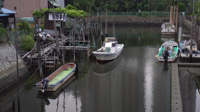 東京月島　船着き場のボート - video 4K UHD