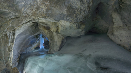 Grotte de glace