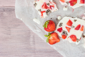 Homemade healthy frozen strawberry yogurt bark.