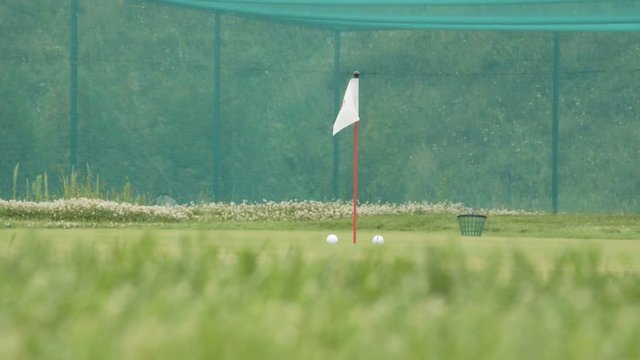 Golf chip and pitch training area