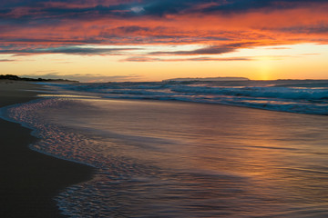 Fototapeta na wymiar Sunset at Polihale Beach on Kauai, Hawaii