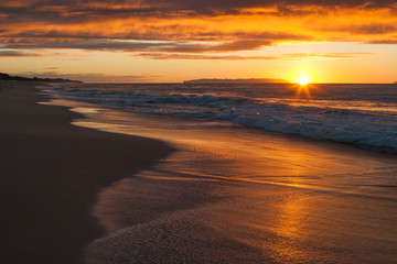 Obraz premium Sunset at Polihale Beach on Kauai, Hawaii