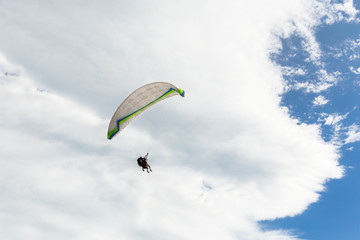 paraplane flying high up