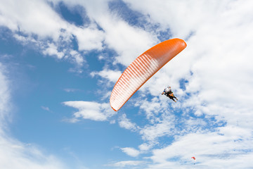 paraplane flying high up