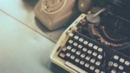  Antique Typewriter