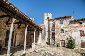 Fototapeta na wymiar Das malerische Dorf Sveti Lovrec in Istrien, Kroatien