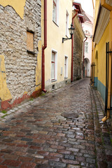 Obraz na płótnie Canvas Old houses on the Old city streets. Tallinn. Estonia