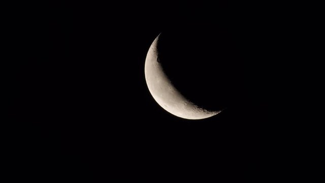 4K Waning Crescent Moon