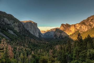 Yosemite National Park Valley from Tunnel View