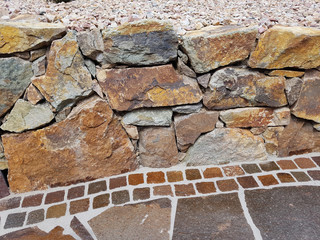 Gartenweg, Natursteinplatten, Porphyr