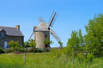 Naklejka na ściany i meble Cherrueix Le moulin de la Saline in der Bretagne - Cherrueix Le moulin de la Saline windmill in Brittany