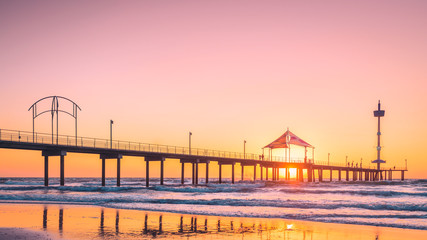 Obraz premium Brighton Beach jetty at sunset