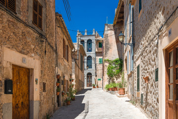 Alley in Valldemossa - Mallorca  –  3604