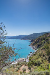 Fototapeta na wymiar Vista panoramica sulle coste Messinesi dalle rovine del castello di Capo d'Orlando, Sicilia 
