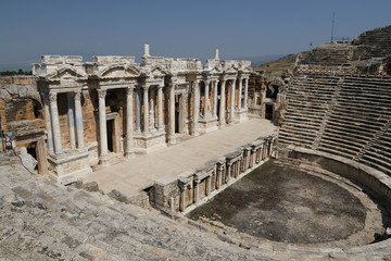 Fototapeta na wymiar Theater of Hierapolis in Turkey