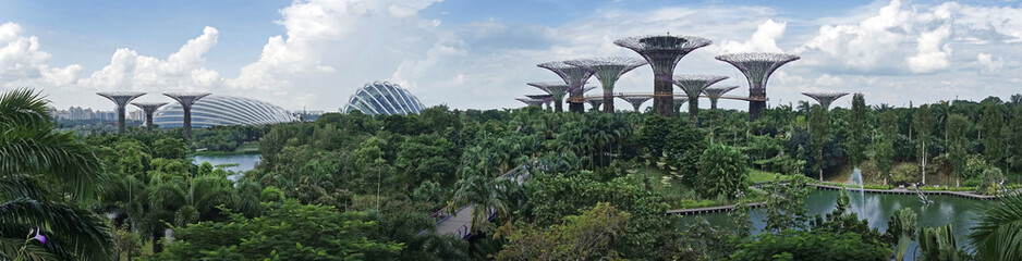 Panorama of Singapur Gardens by the Bay