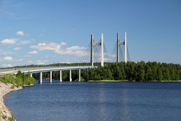 Landschaft mit brücke